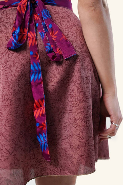 Short wrap skirt detail picture